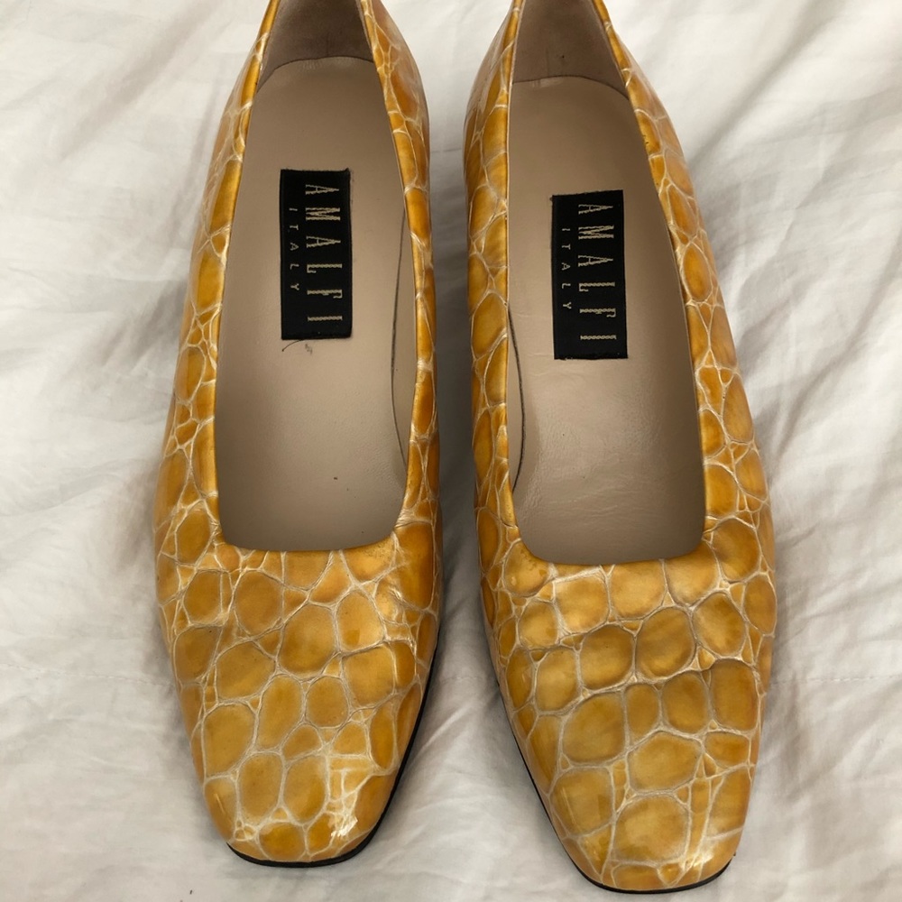 Amalfi yellow all leather 2”heels 8.5 B made Italy